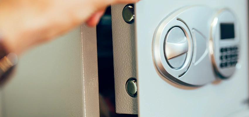 Fingerprint Safe Openers in Orange, CA
